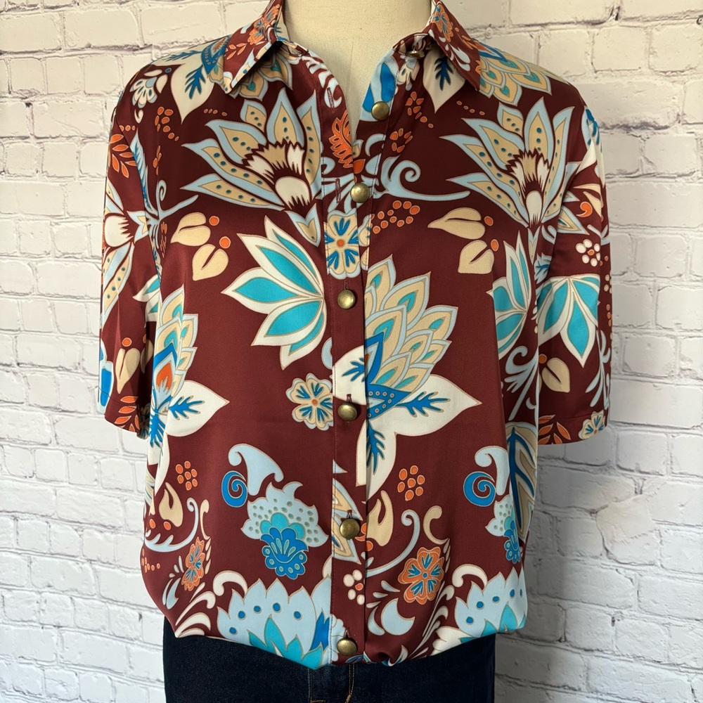 RACHEL ROY Short Sleeve Floral Oversized Button Down Satin Blouse--NWT--M